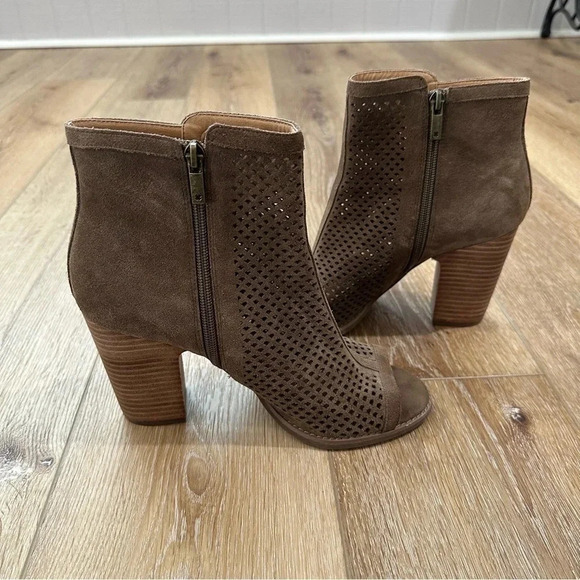 Lucky Brand Women's Lakyn Brown Leather Peep Toe Heeled Ankle Booties Sz 10 GUC - Picture 2 of 13